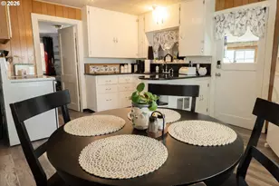 526 W second Ave, Sutherlin, OR 97479 - Photo 12