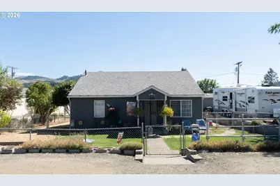 526 W Second Ave, Sutherlin, OR 97479 - Photo 24