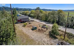 56941 Fishtrap Rd, Coquille, OR 97423 - Photo 10