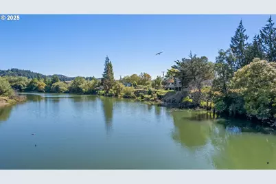 56941 Fishtrap Rd, Coquille, OR 97423 - Photo 12