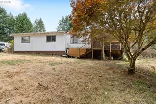 601 Westlog St, Yoncalla, OR 97499 - Photo 2