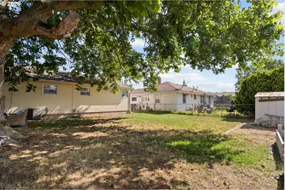 803 W Tamarack Ave, Hermiston, OR 97838 - Photo 22