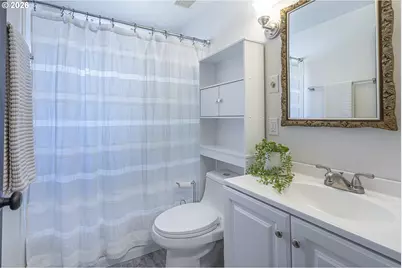 8519 N Bayard Ave, Portland, OR 97217 - Photo 18