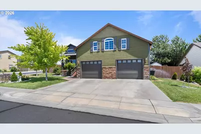 2140 NW Dusk Dr, Hermiston, OR 97838 - Photo 2