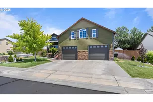 2140 NW Dusk Dr, Hermiston, OR 97838 - Photo 2