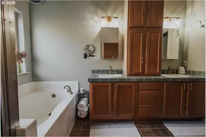 2140 NW Dusk Dr, Hermiston, OR 97838 - Photo 34