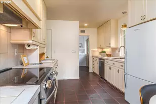 589 Ridgeway Rd, Lake Oswego, OR 97034 - Photo 12