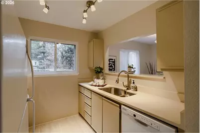 20070 Larkspur Ln #62, West Linn, OR 97068 - Photo 8