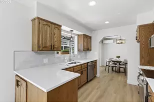 2839 Parkview Dr, Longview, WA 98632 - Photo 18