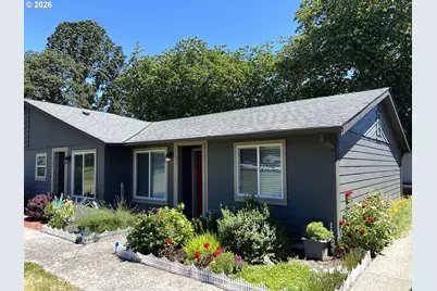 1131 29th Ave, Sweet Home, OR 97386 - Photo 4
