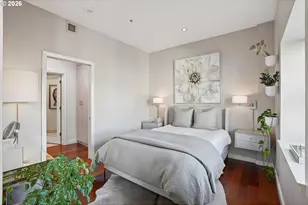 1025 NW Couch St, Portland, OR 97209 - Photo 14