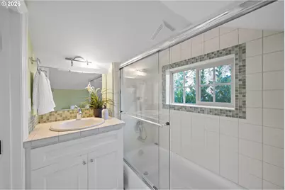 784 3rd St, Lake Oswego, OR 97034 - Photo 44