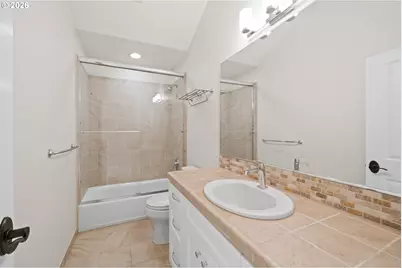 784 3rd St, Lake Oswego, OR 97034 - Photo 26