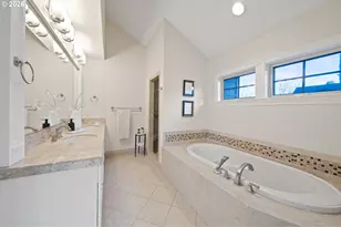 784 3rd St, Lake Oswego, OR 97034 - Photo 22