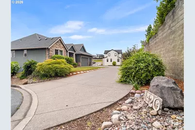 1420 NW Goodwin St, Camas, WA 98607 - Photo 4