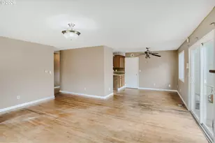 630 SE 134th Ave, Portland, OR 97233 - Photo 16