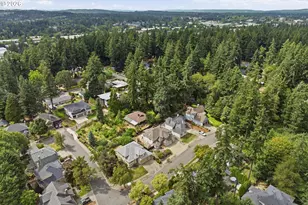 16867 Wight Ln, Lake Oswego, OR 97035 - Photo 46