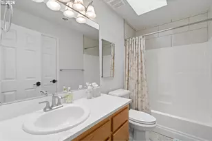 16867 Wight Ln, Lake Oswego, OR 97035 - Photo 34