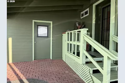 94120 Strahan St #50, Gold Beach, OR 97444 - Photo 4