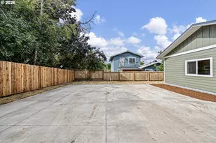 1723 S 6th St, Cottage Grove, OR 97424 - Photo 6