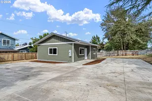 1723 S 6th St, Cottage Grove, OR 97424 - Photo 4