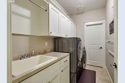 422 Turnberry Ave, Woodburn, OR 97071 - Photo 30