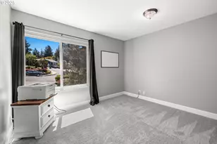 10355 SW Porter St, Portland, OR 97225 - Photo 32