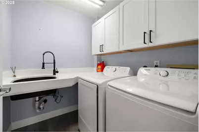 10355 SW Porter St, Portland, OR 97225 - Photo 24