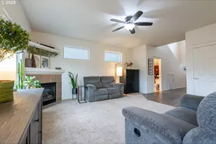 1321 Marigold Dr, Independence, OR 97351 - Photo 6