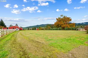 88692 Ermi Bee Rd, Springfield, OR 97478 - Photo 18