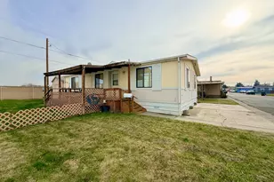 445 E Jennie Ave, Hermiston, OR 97838 - Photo 1