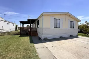 445 E Jennie Ave, Hermiston, OR 97838 - Photo 2
