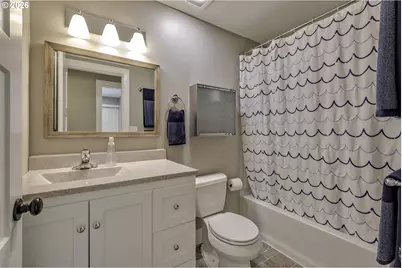 11880 SW Robbins Dr, Beaverton, OR 97008 - Photo 26