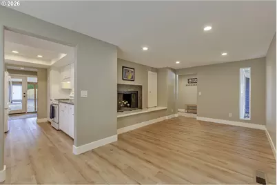 11880 SW Robbins Dr, Beaverton, OR 97008 - Photo 8