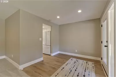 11880 SW Robbins Dr, Beaverton, OR 97008 - Photo 18