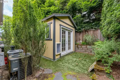3017 Lord Byron Pl, Eugene, OR 97408 - Photo 42