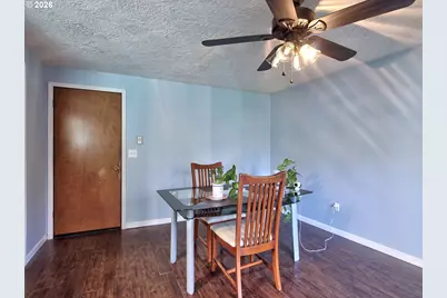 211 NE Kingwood St, McMinnville, OR 97128 - Photo 10