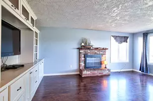 211 NE Kingwood St, McMinnville, OR 97128 - Photo 12