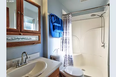 211 NE Kingwood St, McMinnville, OR 97128 - Photo 30