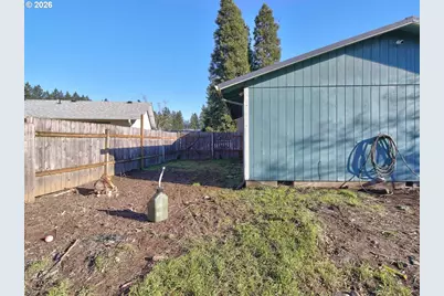 211 NE Kingwood St, McMinnville, OR 97128 - Photo 40