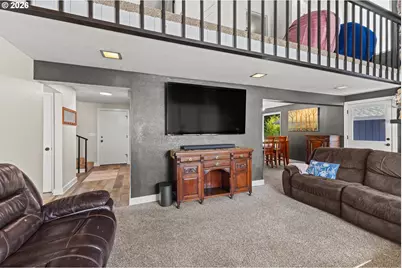 1617 Oak St, North Bend, OR 97459 - Photo 6