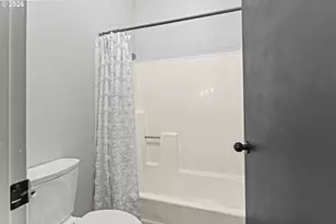 1617 Oak St, North Bend, OR 97459 - Photo 26