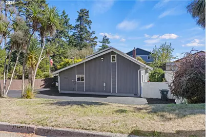 1617 Oak St, North Bend, OR 97459 - Photo 36