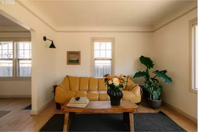 5614 NE Simpson St, Portland, OR 97218 - Photo 6