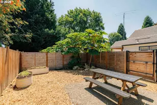 5614 NE Simpson St, Portland, OR 97218 - Photo 30