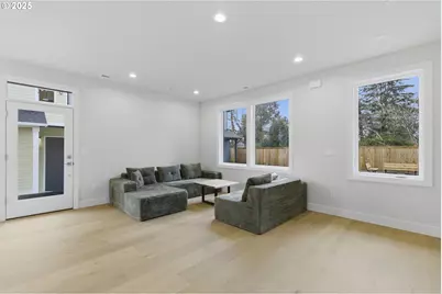 6902 SE Brooklyn St, Portland, OR 97206 - Photo 8