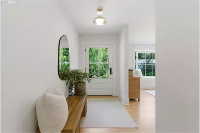 1685 SW Midvale Rd, Portland, OR 97219 - Photo 8