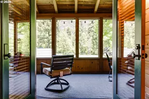 56483 McKenzie Hwy, McKenzie Bridge, OR 97413 - Photo 18