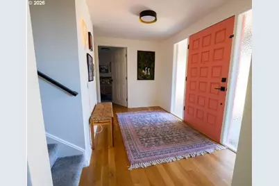 1520 W 28th Pl, Eugene, OR 97405 - Photo 2