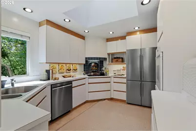 5510 SW Sweetbriar St, Portland, OR 97221 - Photo 18